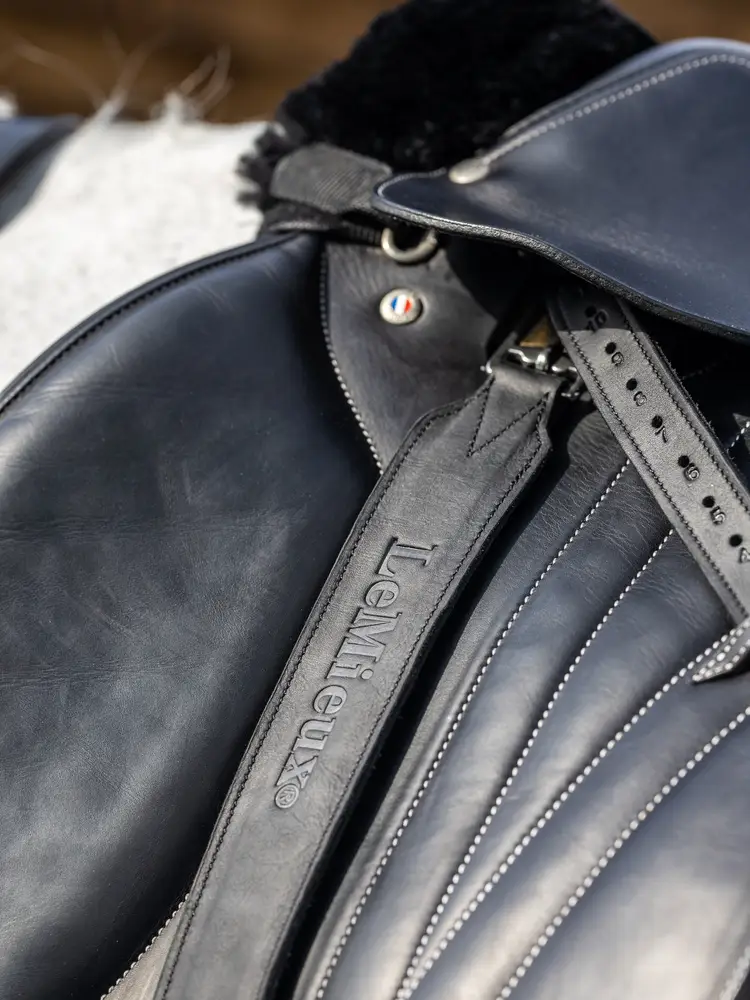 LeMieux Vector Pro Stirrup Leathers-Stirrup Irons & Leathers - Stirrup Leathers-LeMieux-Black-52"-Manhattan Saddlery